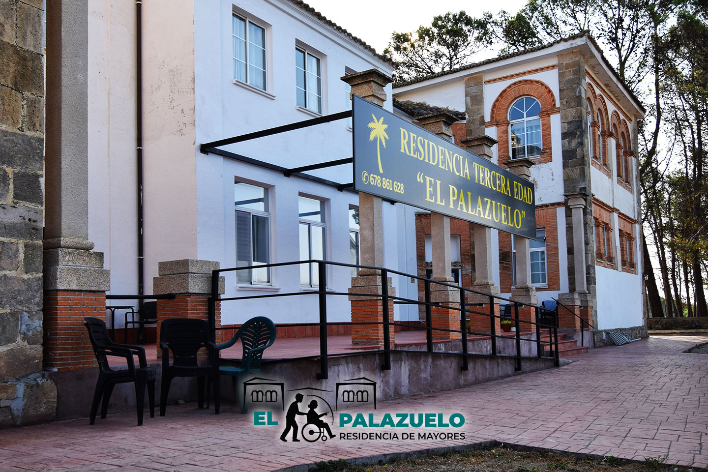 Terraza y exteriores Residencia de mayores El Palazuelo Alcocer (Guadalajara)